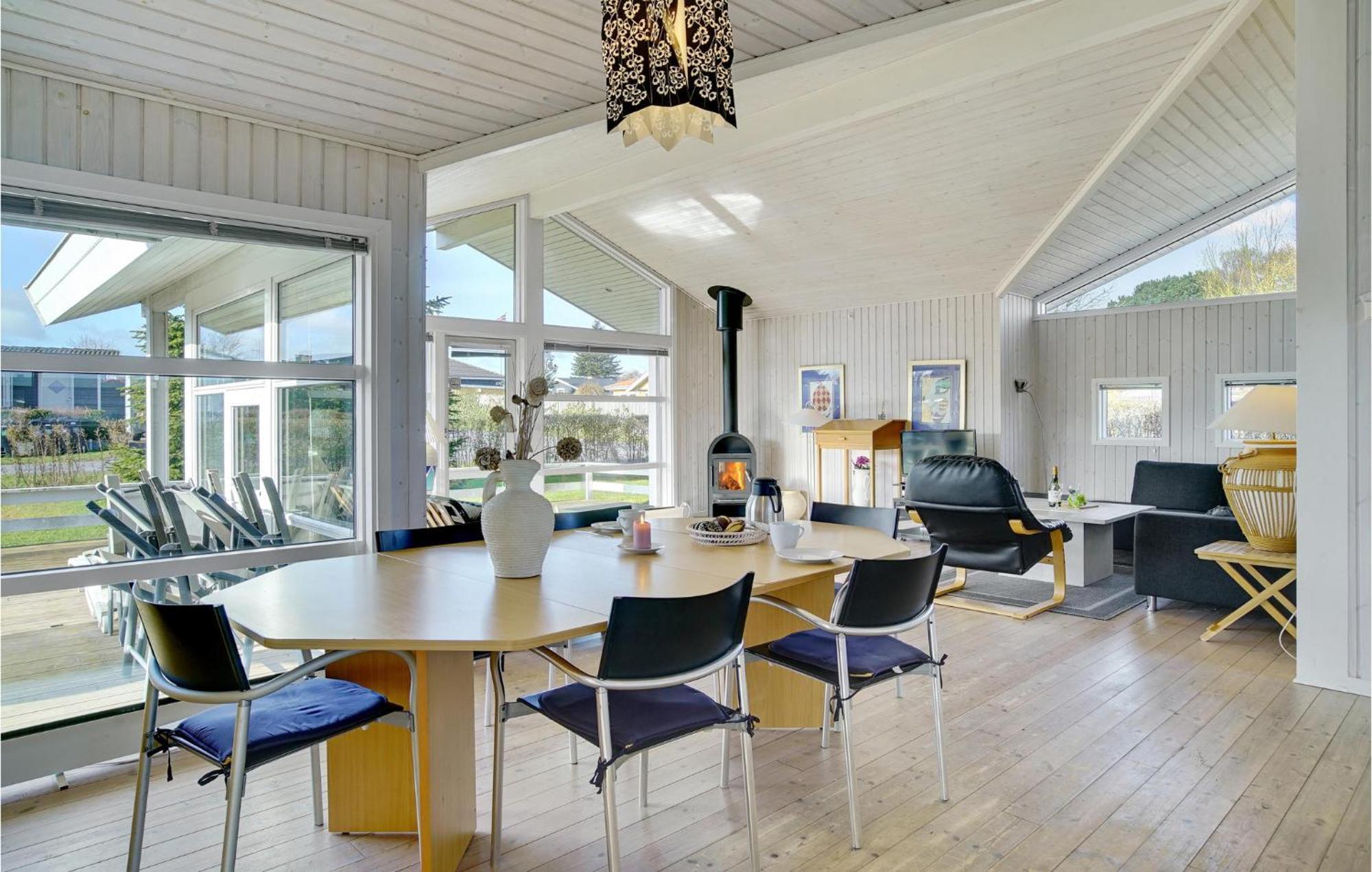 Awesome Home In Stroby With Wifi Dış mekan fotoğraf